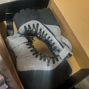 Club Exx Crystal Traitor Silver Rhinestone Platform Boots Size 9